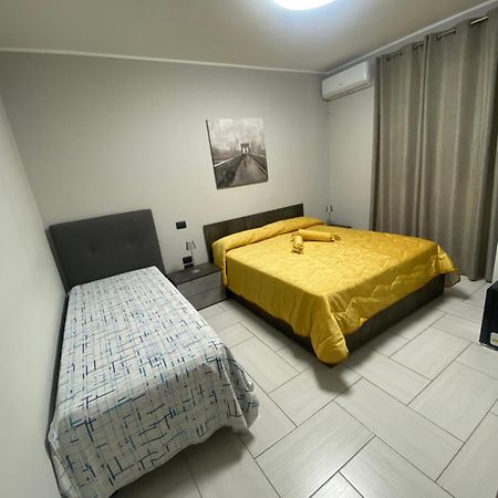 Casa Giuly 181 Bed & Breakfast Наполи Екстериор снимка