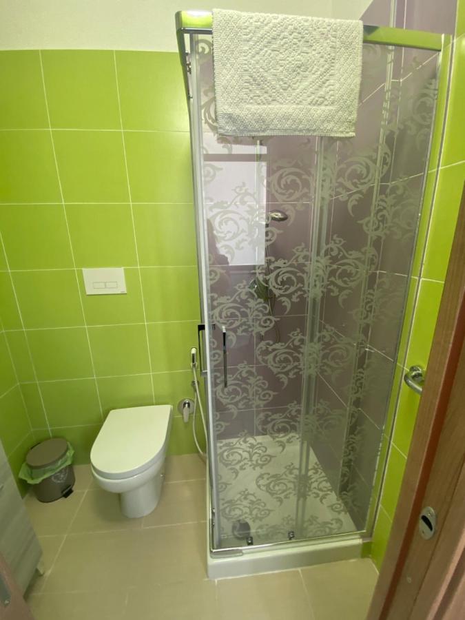 Casa Giuly 181 Bed & Breakfast Наполи Екстериор снимка